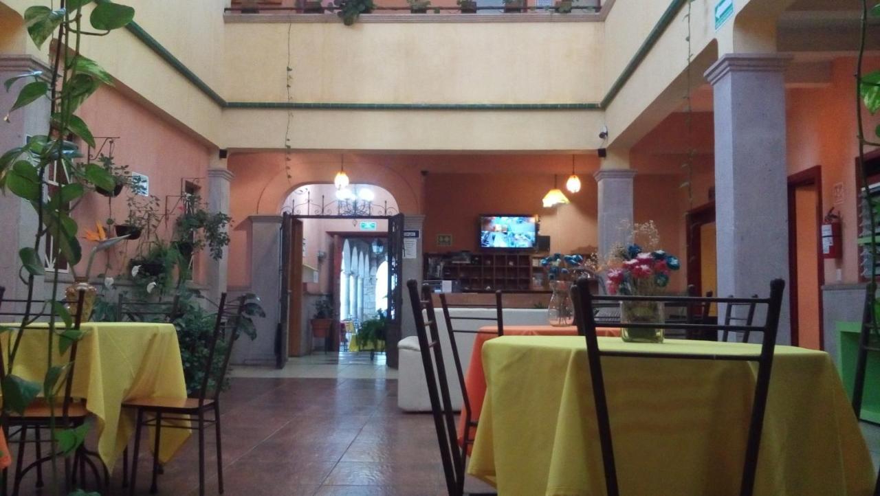 Hotel Posada Santo Nino Tacambaro de Codallos Exterior photo